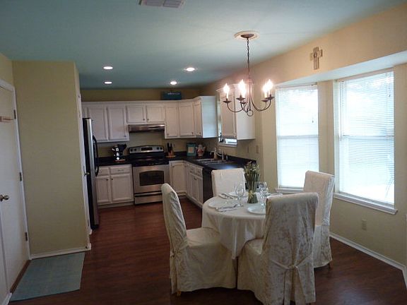 5th image of 8004 N 19th St