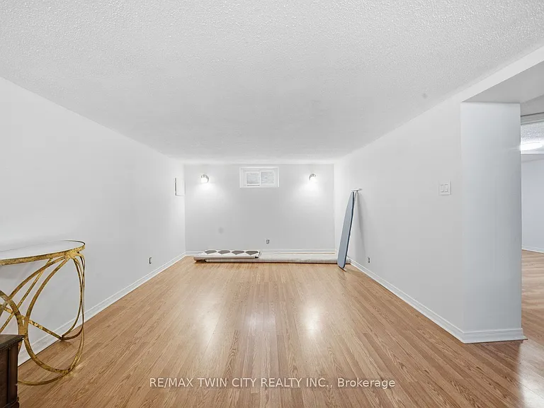 115 Saint Paul Ave — Photo 24