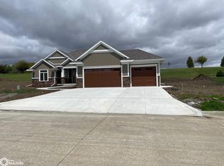 1605 Oakridge Rd, Red Oak, IA 51566