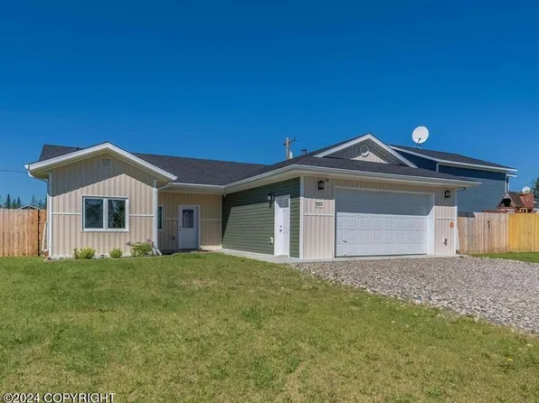 2664 Desert Eagle Loop, Fairbanks, AK 99705