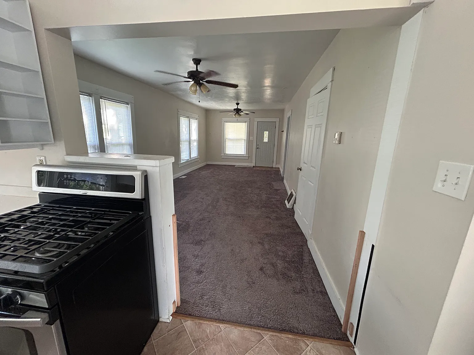 2 bed, 792 sqft, $1,350 — Photo 3