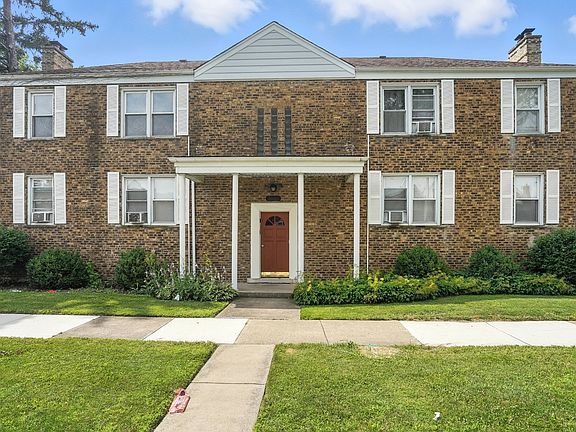 2nd image of 3608 Jackson St