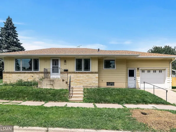 1120 Congress St, South Saint Paul, MN 55075