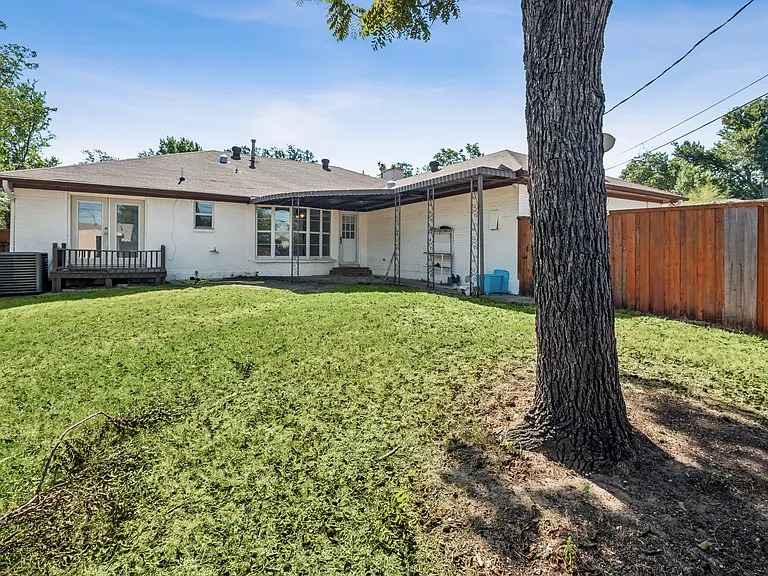 5929 Canterview Dr — Photo 20