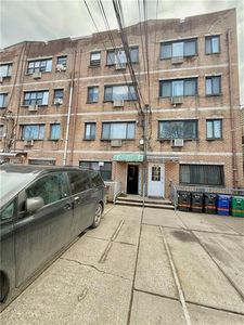 95-20 42nd Ave, Elmhurst, NY, 11373