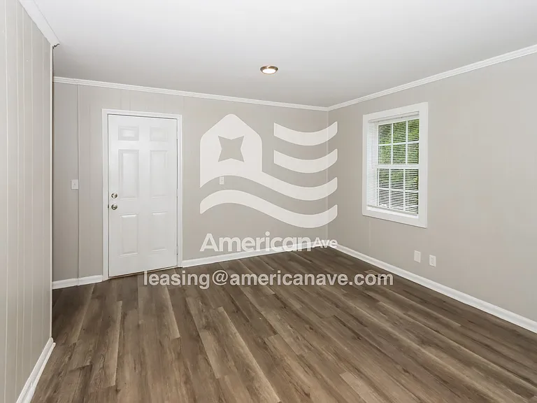 1542754_004_wm_-_dining_room_13062771.jpg