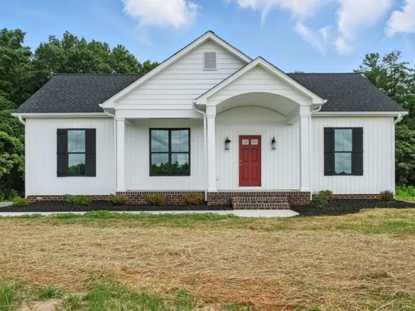 2140 Bent Creek Rd, Concord, VA 24538