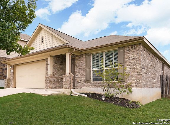 3rd image of 332 BUCKBOARD LN