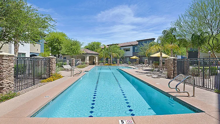 Bella Mirage — Photo 10