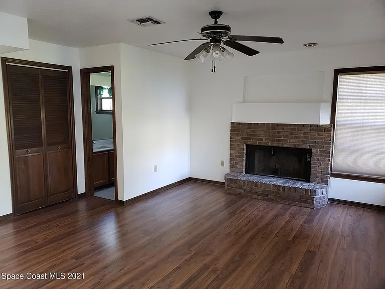 2575 Palm Lake Dr — Photo 10