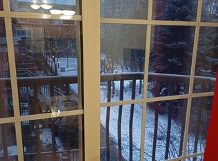 45 Cedarcroft Blvd #12, Toronto, ON M2R 3Y2