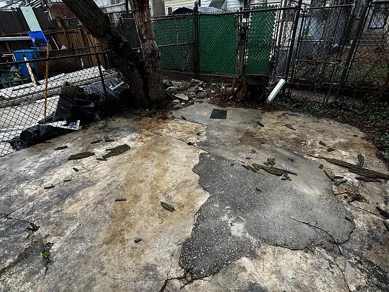 6037 Kershaw St — Photo 7