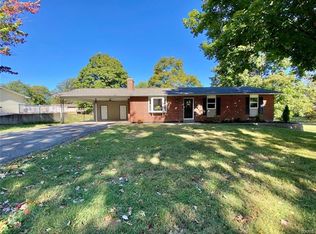 340 Outer Circle Dr, Perryville, MO 63775