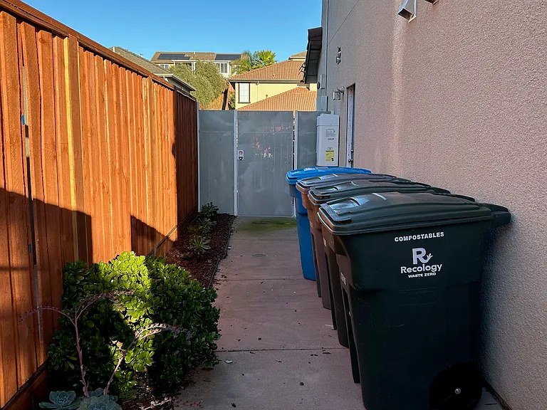1707 Rio Grande Way — Photo 46