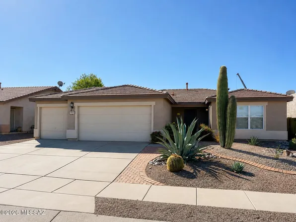 10925 S Raptor Ct, Vail, AZ 85641