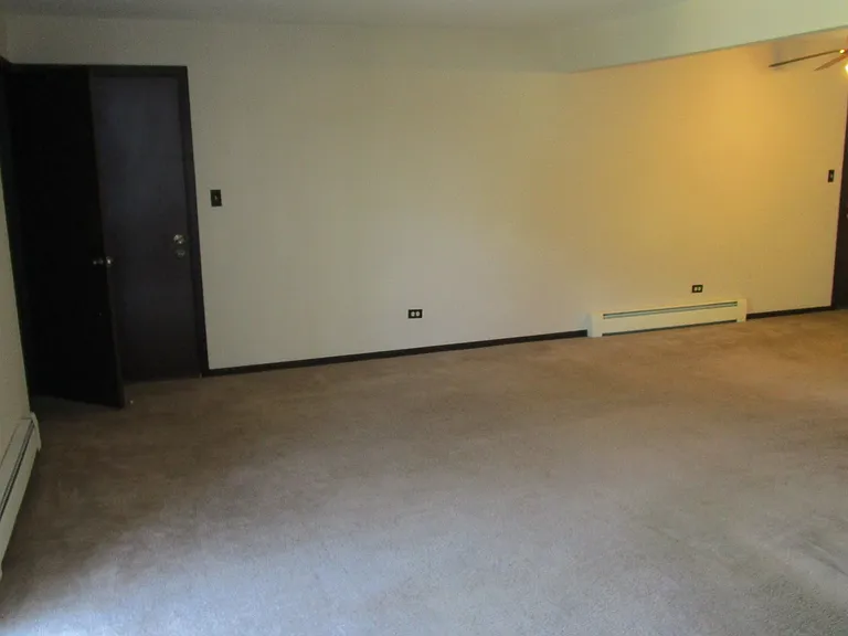 8421 Captons Ln #4 — Photo 10