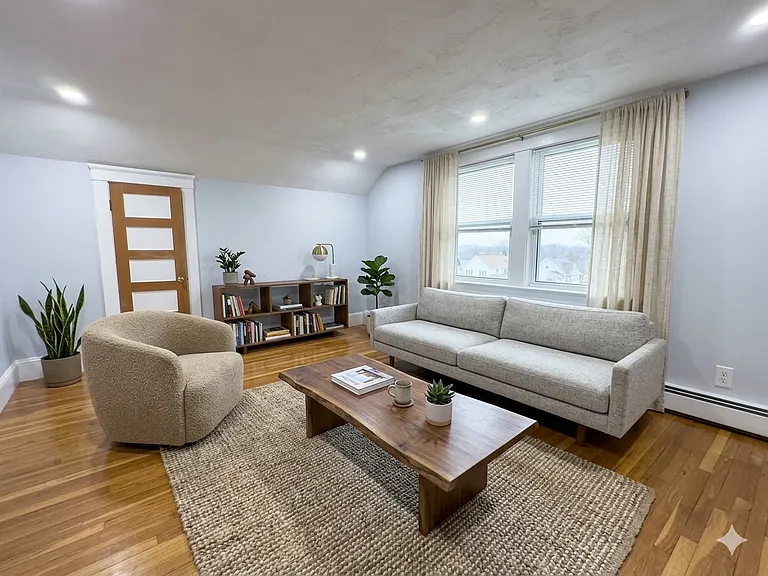 5 Atherton St #2 — Photo 4
