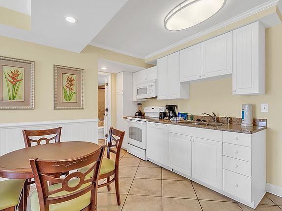 4th image of 14290 Ocean Hwy. #203