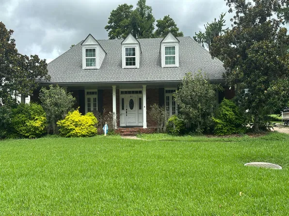 51 Rosedown Dr, Destrehan, LA 70047