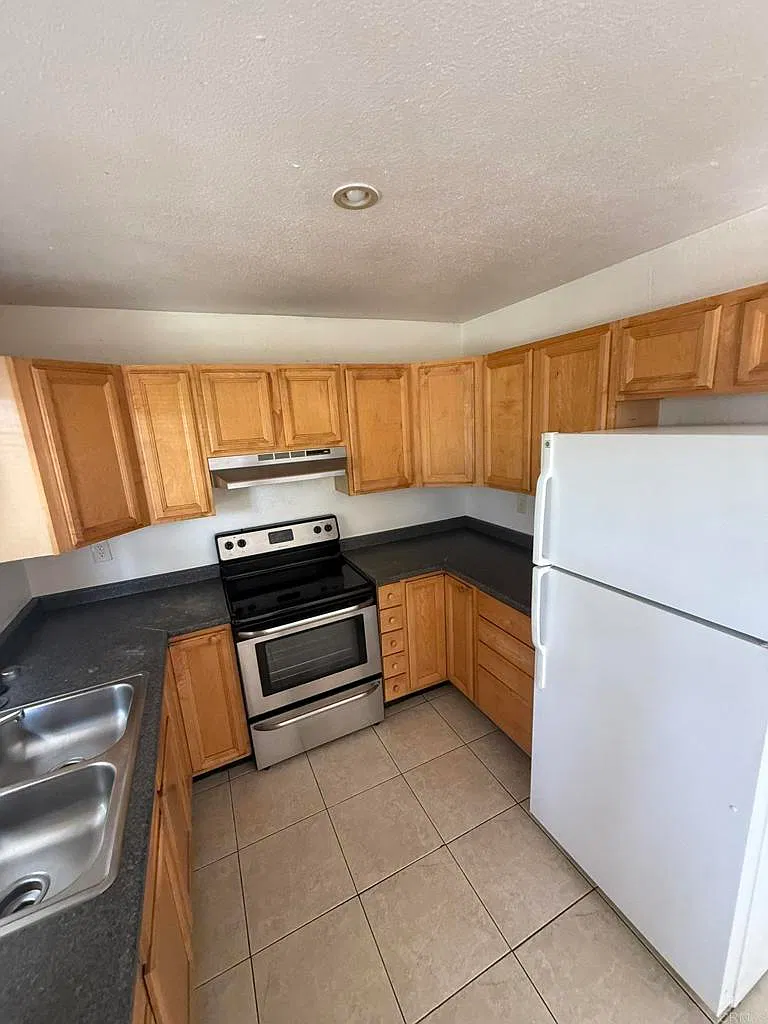 1 bed, 600 sqft, $1,595 — Photo 4