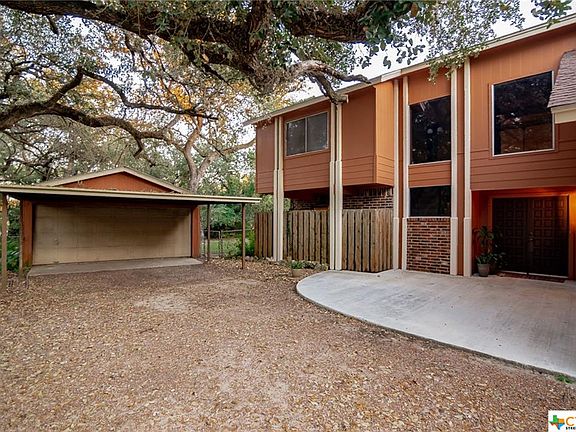 2nd image of 303 Camino Dr