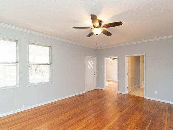 3rd image of 3449 Whitney St