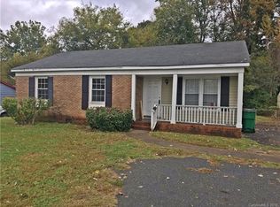 440 W Arrowood Rd, Charlotte, NC 28217