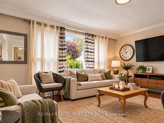 5th image of 82 Ranstone Gdns