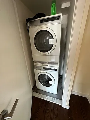 Rented by FLATS & PADS LLC | media 17