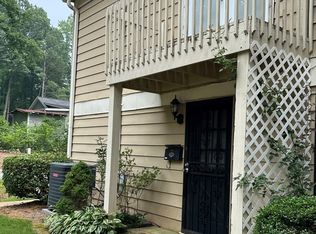 1336 Surrey Ln SW, Marietta, GA 30008