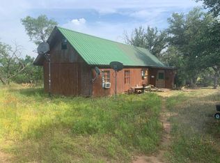 312 Schneider Loop, Llano, TX 78643