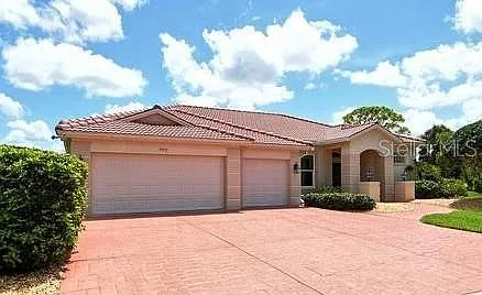 9477 Cedar Ridge Ln