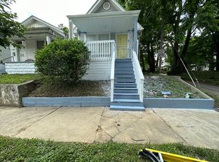 2810 S 6th St, Louisville, KY 40208