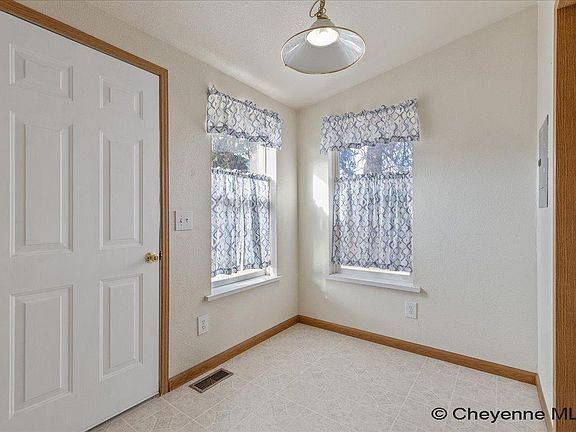 3rd image of 4320 Ridge Rd