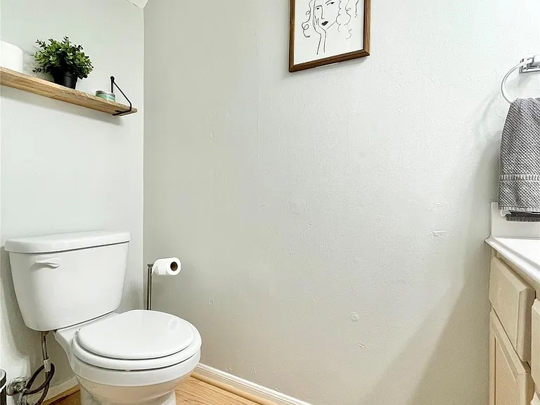 7 Windledge Pl — Photo 23