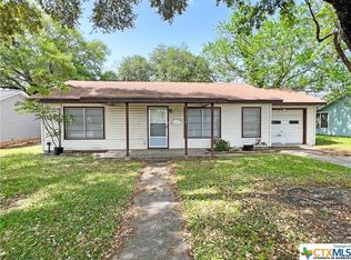2510 Nightingale St, Victoria, TX 77901