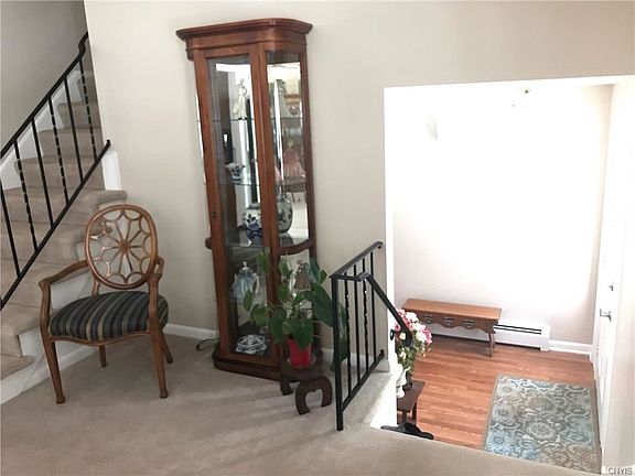 3rd image of 4815 Royal Meadow Dr