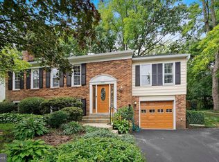 7620 Maritime Ln, Springfield, VA 22153