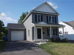 49 Redfern Dr, Rochester, NY 14620