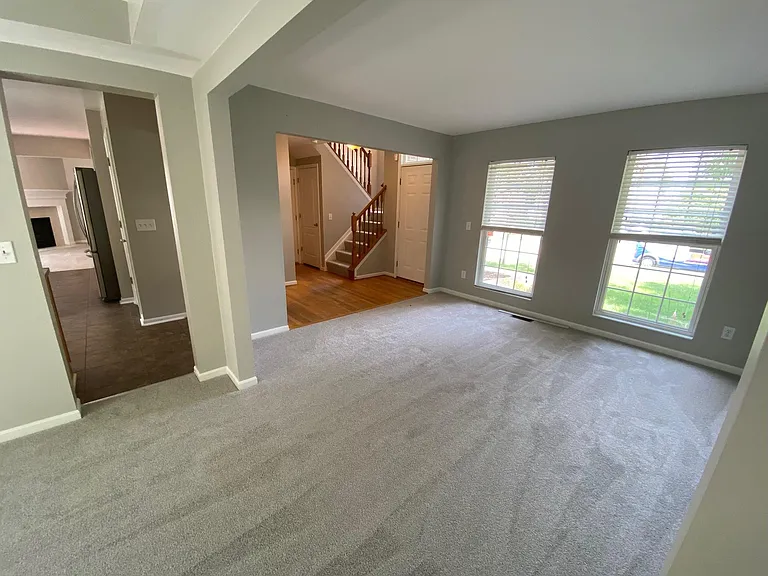 8601 Sunmont Dr — Photo 5