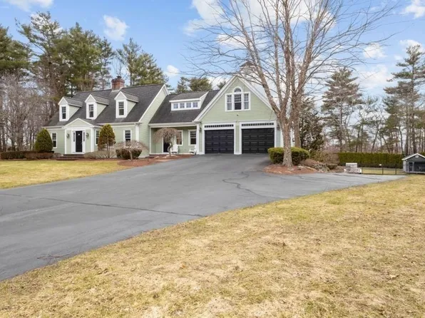 16 Pheasant Run Rd, Lakeville, MA 02347