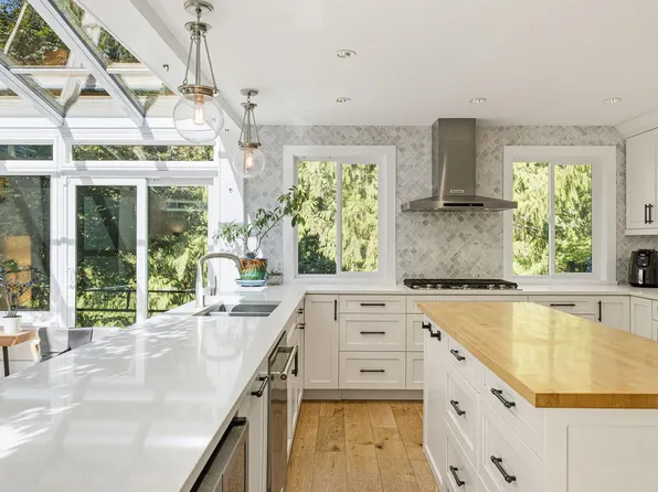3295 Sunnyside Rd #29, Anmore, BC V3H 4Z4