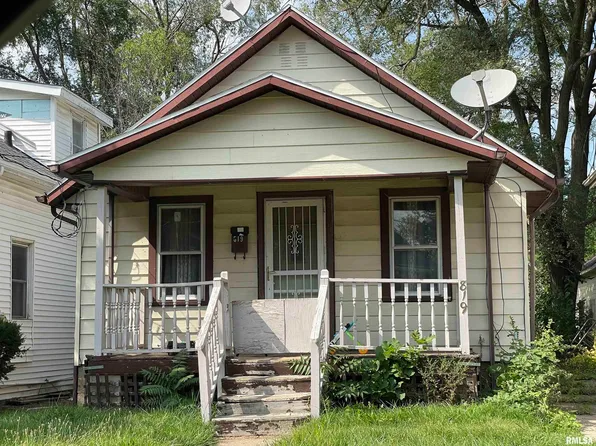 819 W Thrush Ave, Peoria, IL 61604