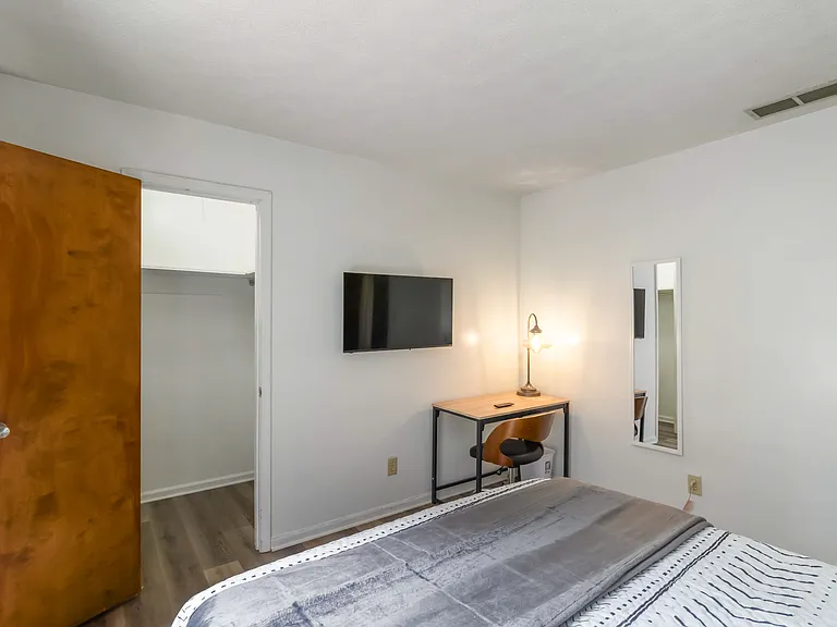 3345 Sharon Cir — Photo 20