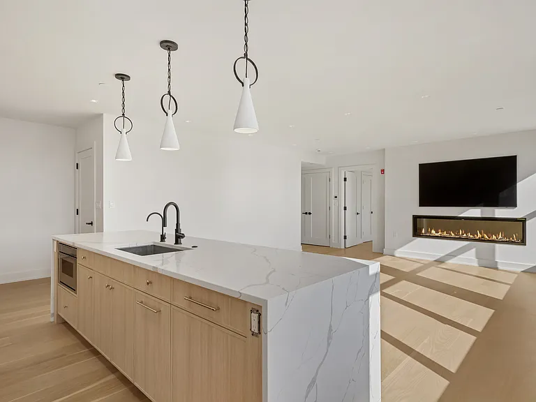116 Sherman St — Photo 21
