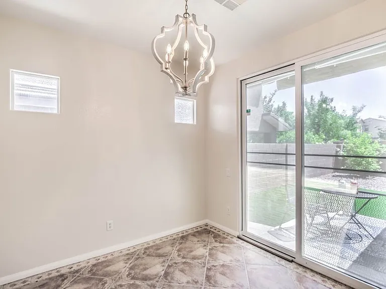 10517 Howling Coyote Ave — Photo 14