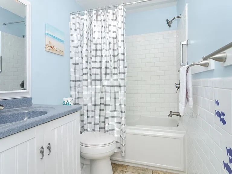 2102B Surfrider Ct — Photo 24
