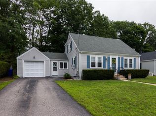 22 Woodland Dr, West Warwick, RI 02893