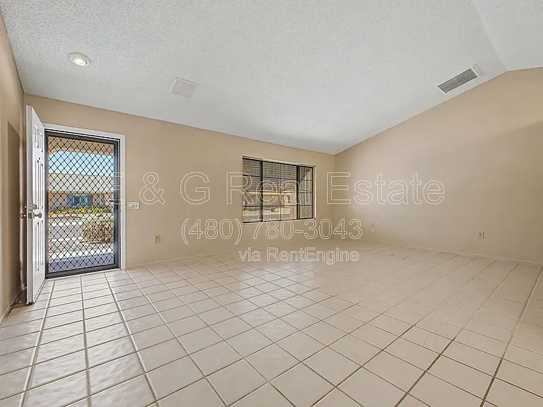 14222 W Yosemite Dr — Photo 2