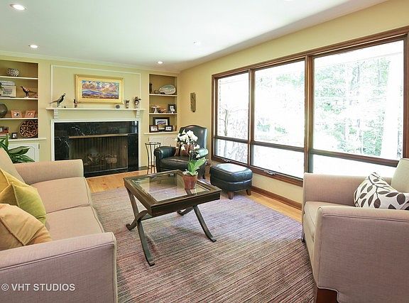 3rd image of 36W296 Hickory Hollow Dr